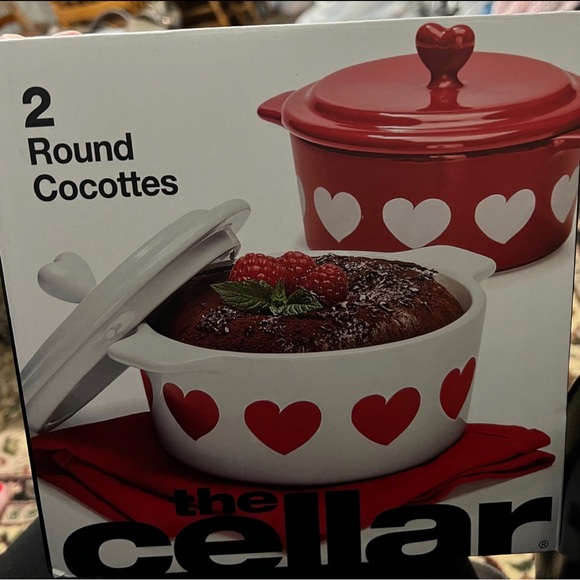 Porcelain Heart Cookware - Picture 6 of 7